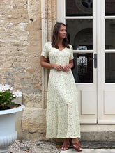 Load image into Gallery viewer, The Long Summerdress - Yellow Summerfield